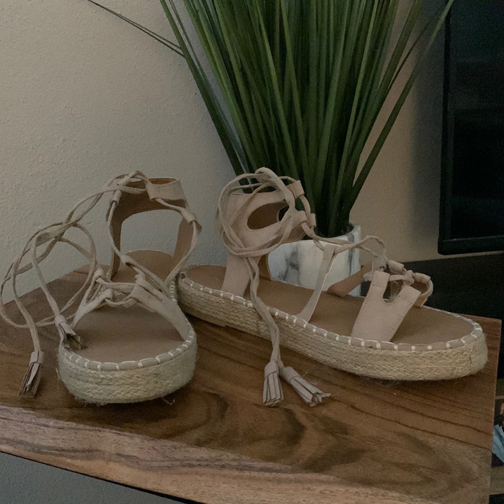 Lace up platform sandals